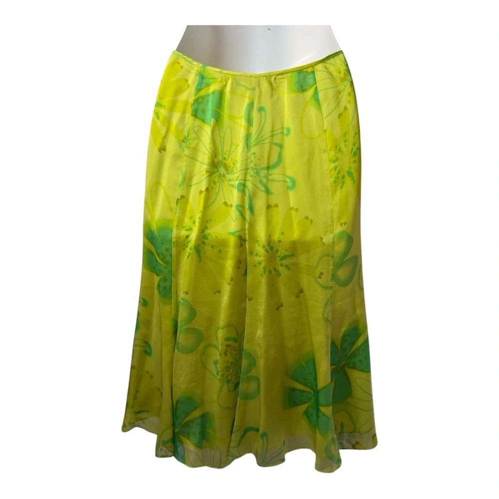 Chartreuse Pistachio Green Floral Skirt 100% Silk 0 90s Minimalist Whimsigoth